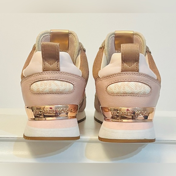 Michael Kors Wilma Trainers - Picture 4 of 6